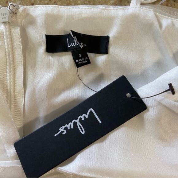 NWOT Lulus Romantic Aesthetic Shiny White Pleated Midi Dress - Picture 6 of 7